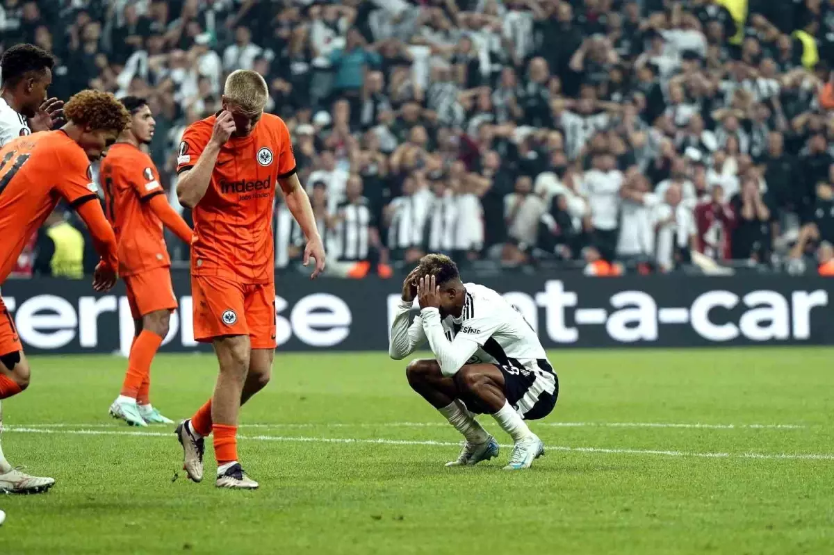 Beşiktaş, Frankfurt’a 3-1 Yenildi