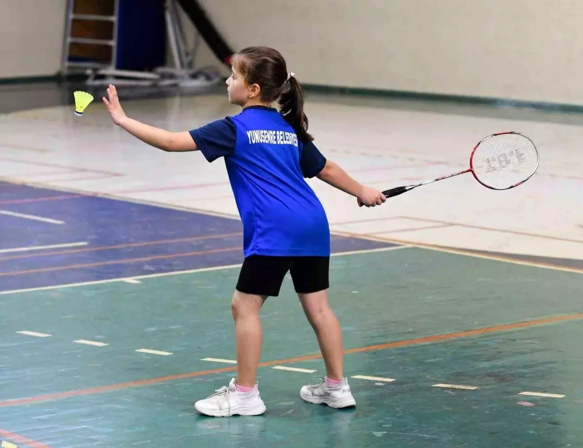 Yunusemre Belediyespor’un Badmintoncuları 5 Madalya Kazandı